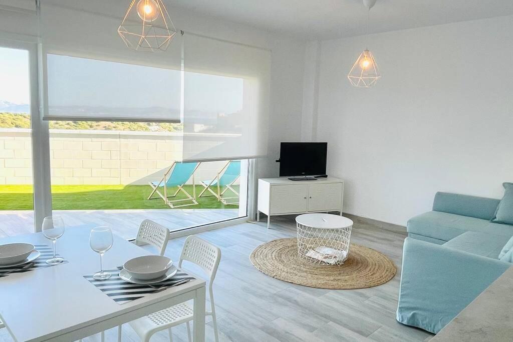Precioso Apartamento Con Vistas Parciales, Garaje Y Piscina Tarifa Exterior foto